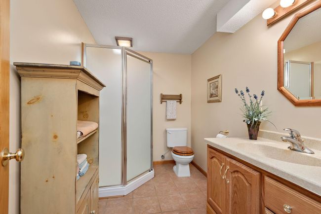 Lower level 3/4 bath. | Image 28