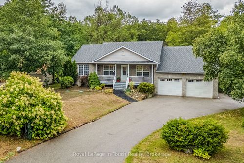 59 Stocco Cir, Tiny, ON, L0L2T0 | Card Image