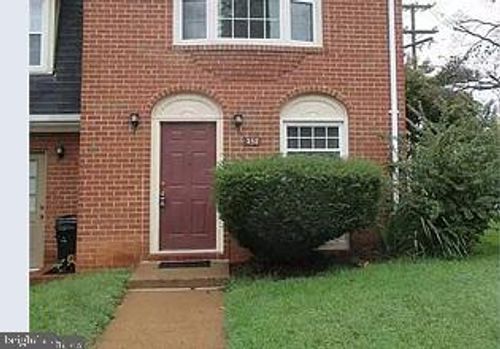 352 Jackson St, WARRENTON, VA, 20186-2496 | Card Image