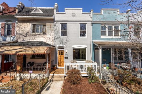 1011 Kenyon St Nw, WASHINGTON, DC, 20010-2417 | Card Image