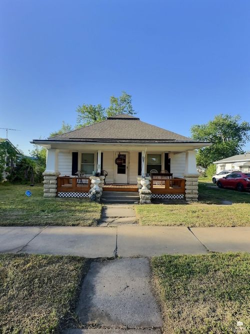 330 W 4th St, Junction City, KS, 66441-3061 | Card Image