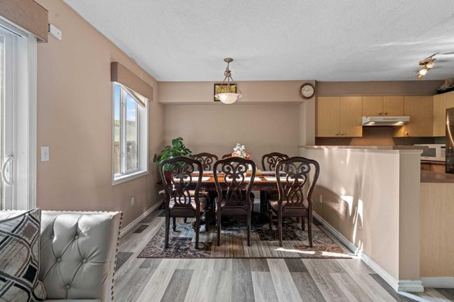 64 Citadel Meadow Gdns Nw, Townhouse with 3 bedrooms, 3 bathrooms and 2 parking in Calgary AB | Image 8