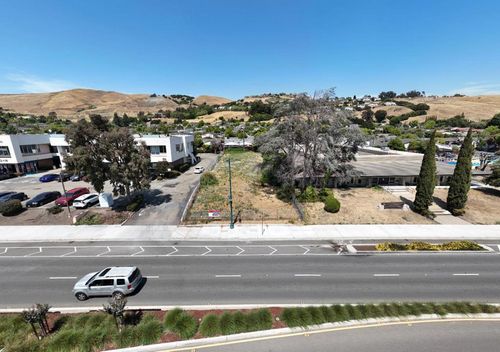 30090 Mission Blvd, Hayward, CA, 94544-7233 | Card Image