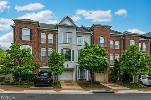 5267 Pocosin Ln, ALEXANDRIA, VA, 22304-8675 | Card Image
