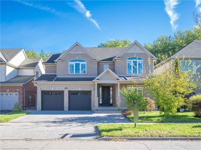 740 Cedar Bend Dr, House other with 4 bedrooms, 3 bathrooms and 4 parking in Waterloo ON | Image 1