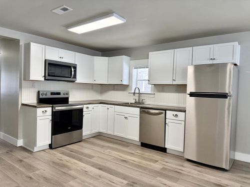 492 Short Ridge Rd, Beattyville, KY, 41311-9317 | Card Image