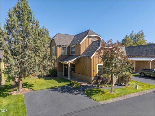 11047 Desert Sky Loop, Redmond, OR, 97756-7096 | Card Image