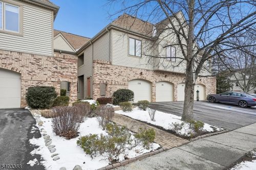 131 Sunrise Dr, Whippany, NJ, 07981-1142 | Card Image