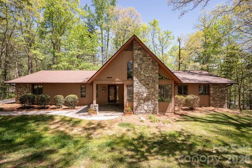 114 Timber Creek Road, Hendersonville, NC, 28739 | Card Image
