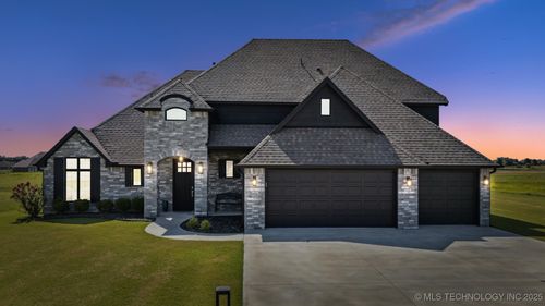 14103 N 58th East Ave, Collinsville, OK, 74021-5723 | Card Image
