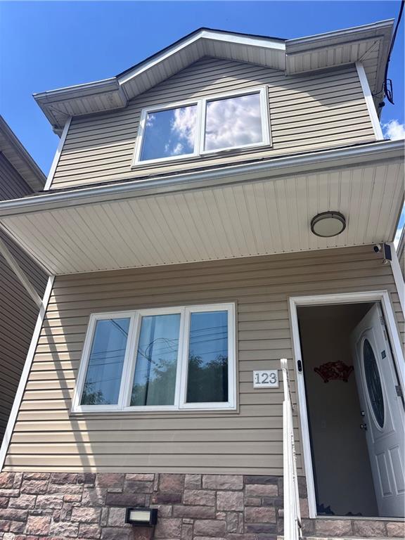 Residential Lease in Staten Island