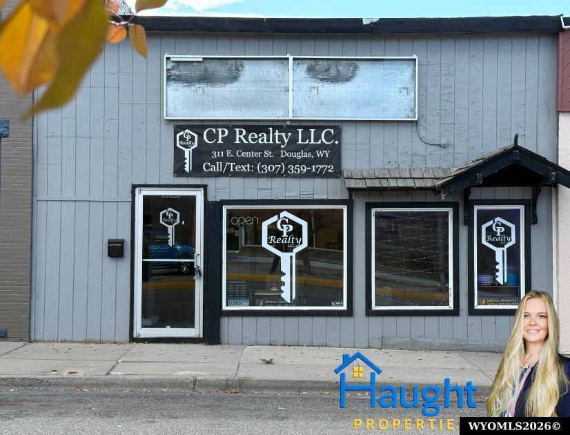 311 E Center St, Douglas, WY 82633