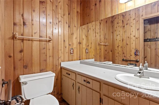 FULL BATHROOM | Image 12