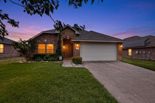 313 Coneflower Dr, Fate, TX, 75087-9324 | Card Image