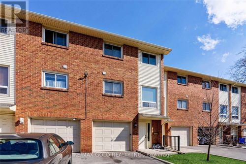 15-6 Loconder Dr, Hamilton, ON, L8W1V8 | Card Image