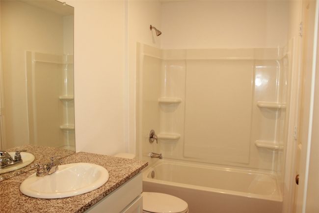 5823 San Geronimo, House other with 3 bedrooms, 2 bathrooms and 4 parking in Seguin TX | Image 10