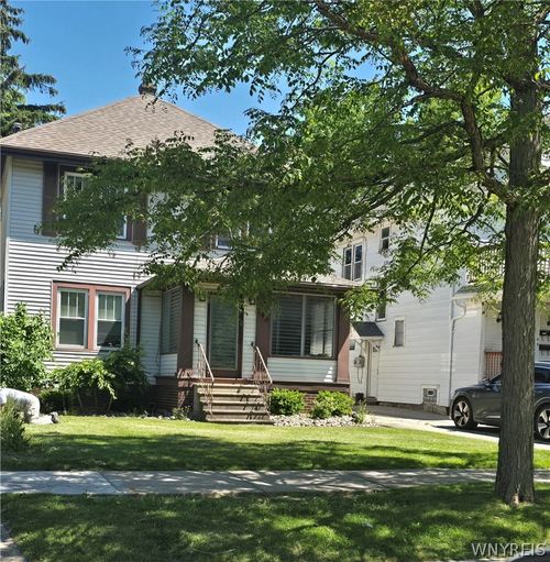 1-745 Crescent Ave, Buffalo, NY, 14216-3417 | Card Image