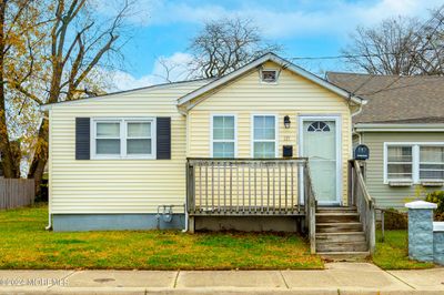 137 Maple Avenue, House other with 2 bedrooms, 1 bathrooms and null parking in Keansburg NJ | Image 1