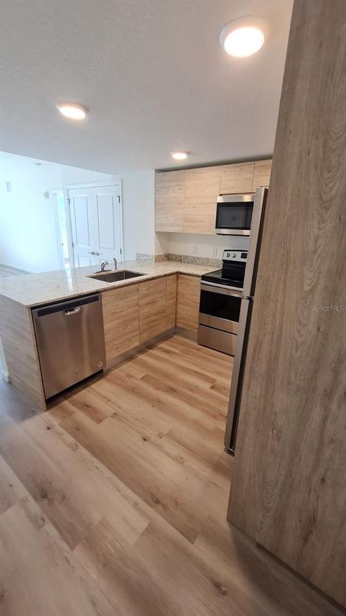 unit-312-1220 Southstation Pl, Orlando, FL, 32809-3111 | Card Image