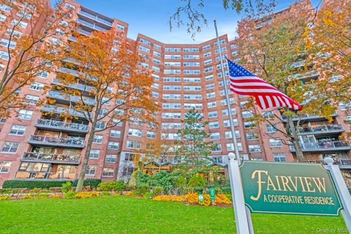 a1008-61-20 Grand Central Pkwy, Forest Hills, NY, 11375-1279 | Card Image