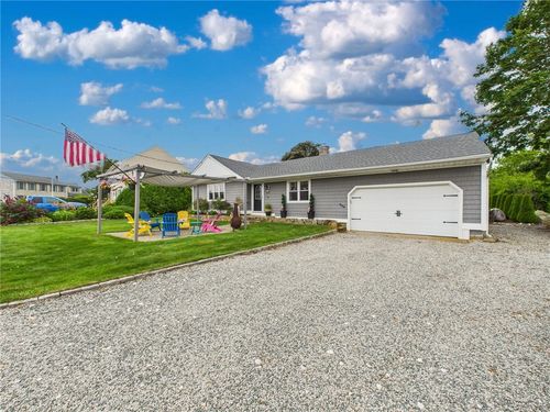 24 E Shore Rd, Narragansett, RI, 02882-5308 | Card Image