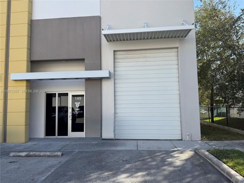 unit-149-10889 Nw 17th St, Sweetwater, FL, 33172-2049 | Card Image