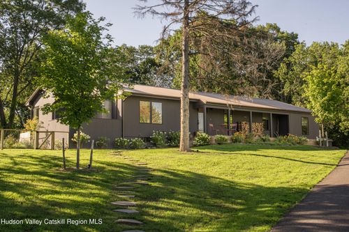 1246 Woods Rd, Germantown, NY, 12526-5626 | Card Image