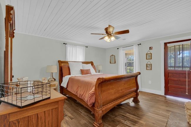 13593 Old Kentucky Rd, Home with 1 bedrooms, 1 bathrooms and 2 parking in Sparta TN | Image 10