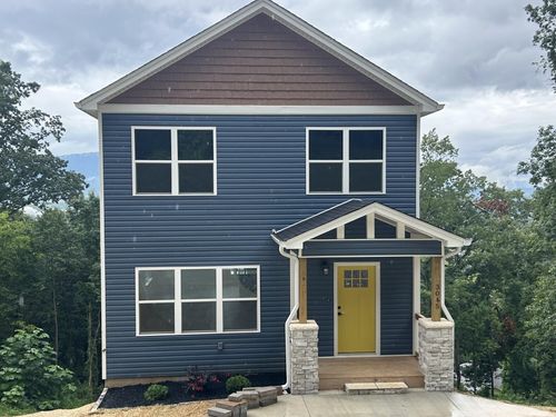 3045 Westside Dr, Chattanooga, TN, 37404-5967 | Card Image