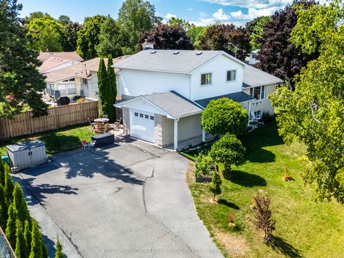 228 Robert Wallace Dr, Kingston, ON, K7M6C3 | Card Image