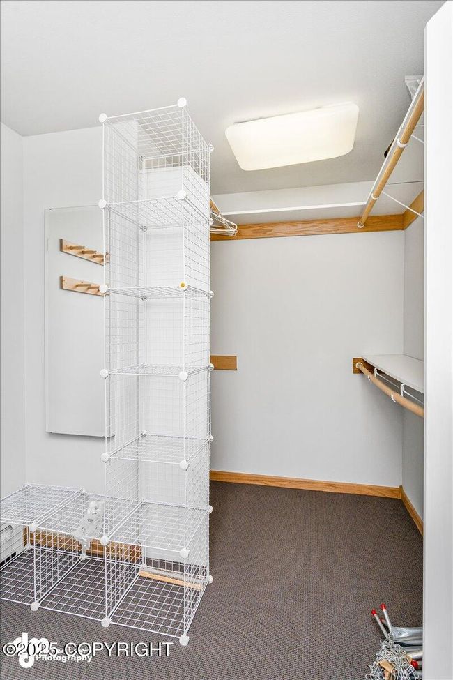76 Master Closet | Image 77