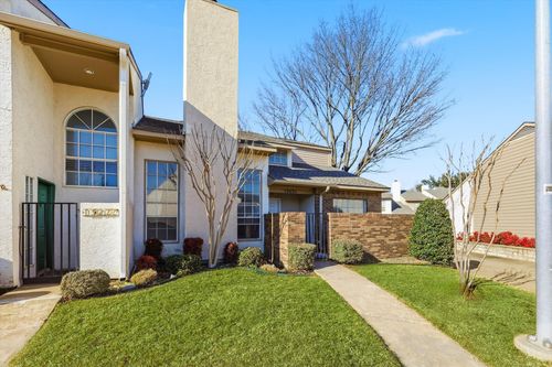 13031 Burninglog Lane, Dallas, TX, 75243 | Card Image