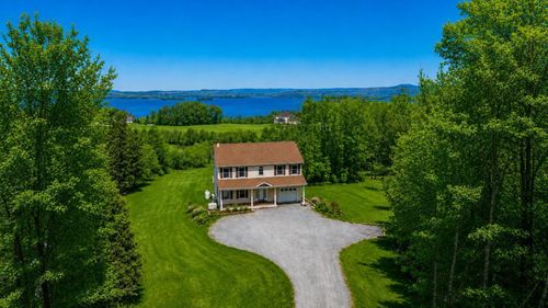 339 Gage Rd, Newport Ctr, VT, 05857-9710 | Card Image