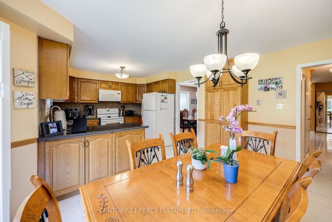 249 Mossbrook Sq, House other with 4 bedrooms, 4 bathrooms and 2 parking in Pickering ON | Image 10