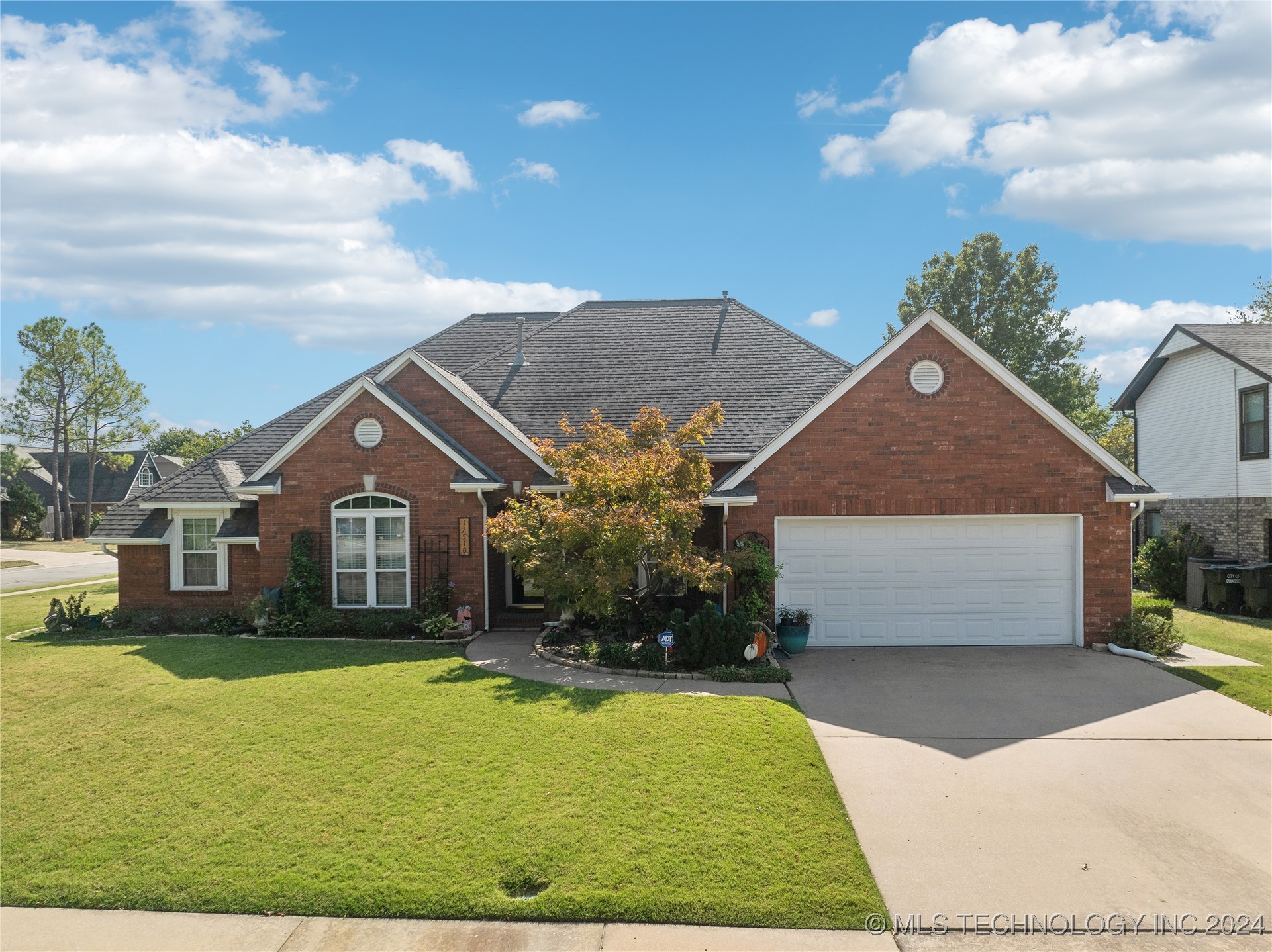 77th Pl, Owasso, OK 74055