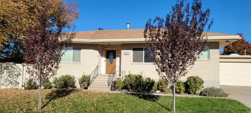 787 E Redmaple Cir, Millcreek, UT, 84106-1517 | Card Image