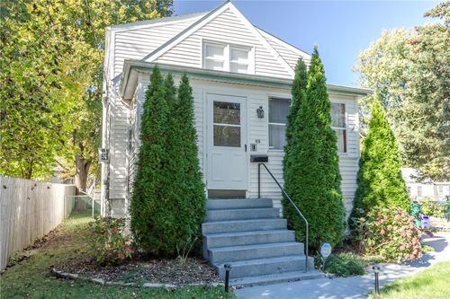 69 Steele Ave, Warwick, RI, 02889-2743 | Card Image