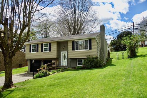 120 Wren Way, Washington, PA, 15301-9520 | Card Image