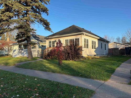 21 Oak St, Proctor, MN, 55810-2346 | Card Image