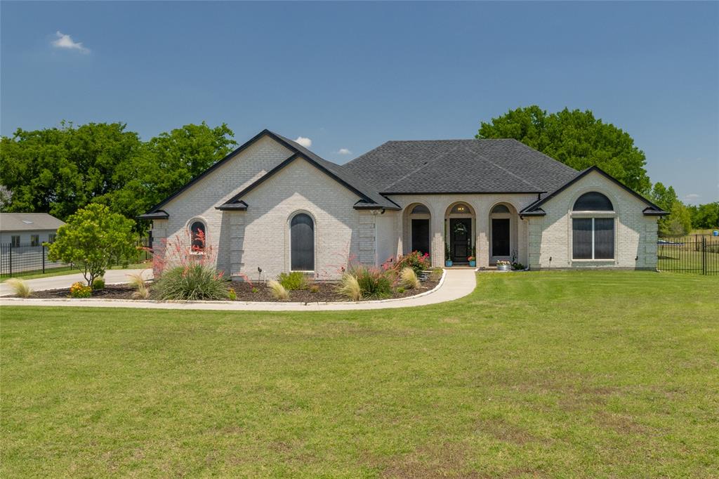 Skyview Ct, Rhome, TX 76078