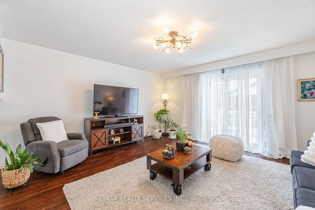 9 Pluto Dr, House attached with 4 bedrooms, 3 bathrooms and 2 parking in Brampton ON | Image 16