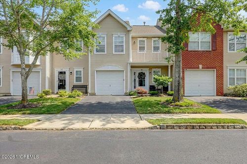 1000-82 Wood Duck Ct, Freehold, NJ, 07728-9521 | Card Image