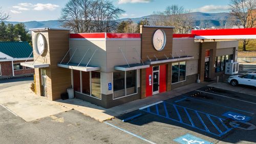 601 4th St, SHENANDOAH, VA, 22849-1614 | Card Image