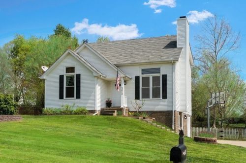 3413 E Henderson Way, Clarksville, TN, 37042-8567 | Card Image