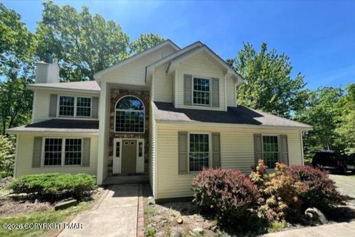 118 Country Club Drive Drive, Hawley, PA, 18428 | Card Image