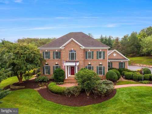 35191 Dornoch Ct, ROUND HILL, VA, 20141-2505 | Card Image