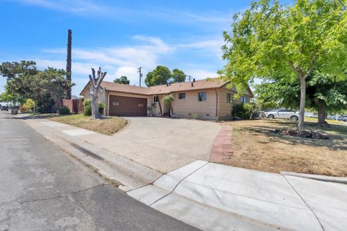 5900 64th Street, Sacramento, CA, 95824 | Card Image