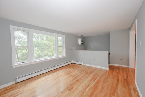 85 Taylor St, Nashua, NH, 03060-5058 | Card Image
