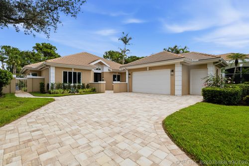 2376 Sw Longwood Dr, Palm City, FL, 34990-4733 | Card Image