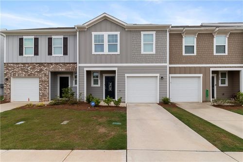 124 Saginaw Ct, Locust Grove, GA, 30248-7115 | Card Image